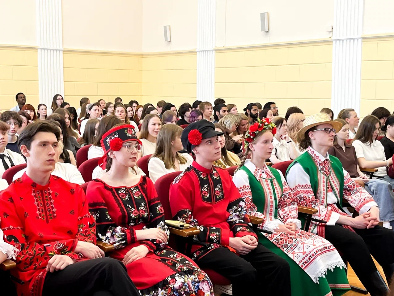 Изображение новости: XVII Международная научная конференция «Русский мир: духовные традиции и словесность» стартовала в Державинском